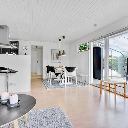 Cozy Home In Hejls With House Sea View * Hejls