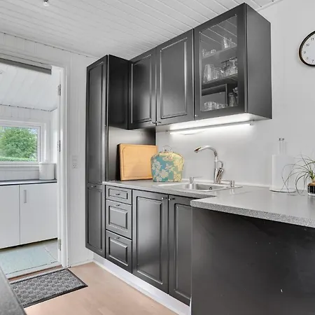 Cozy Home In Hejls With House Sea View *