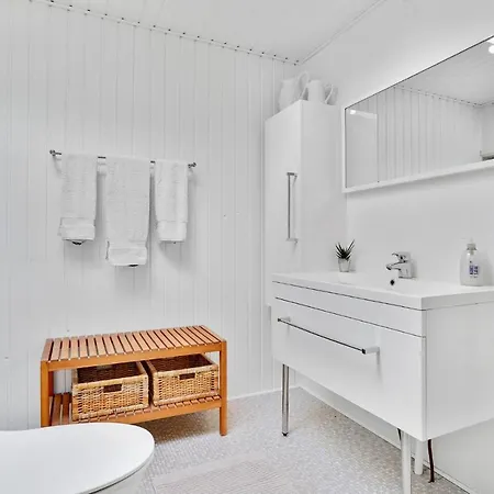 Cozy Home In Hejls With House Sea View Nyaraló *